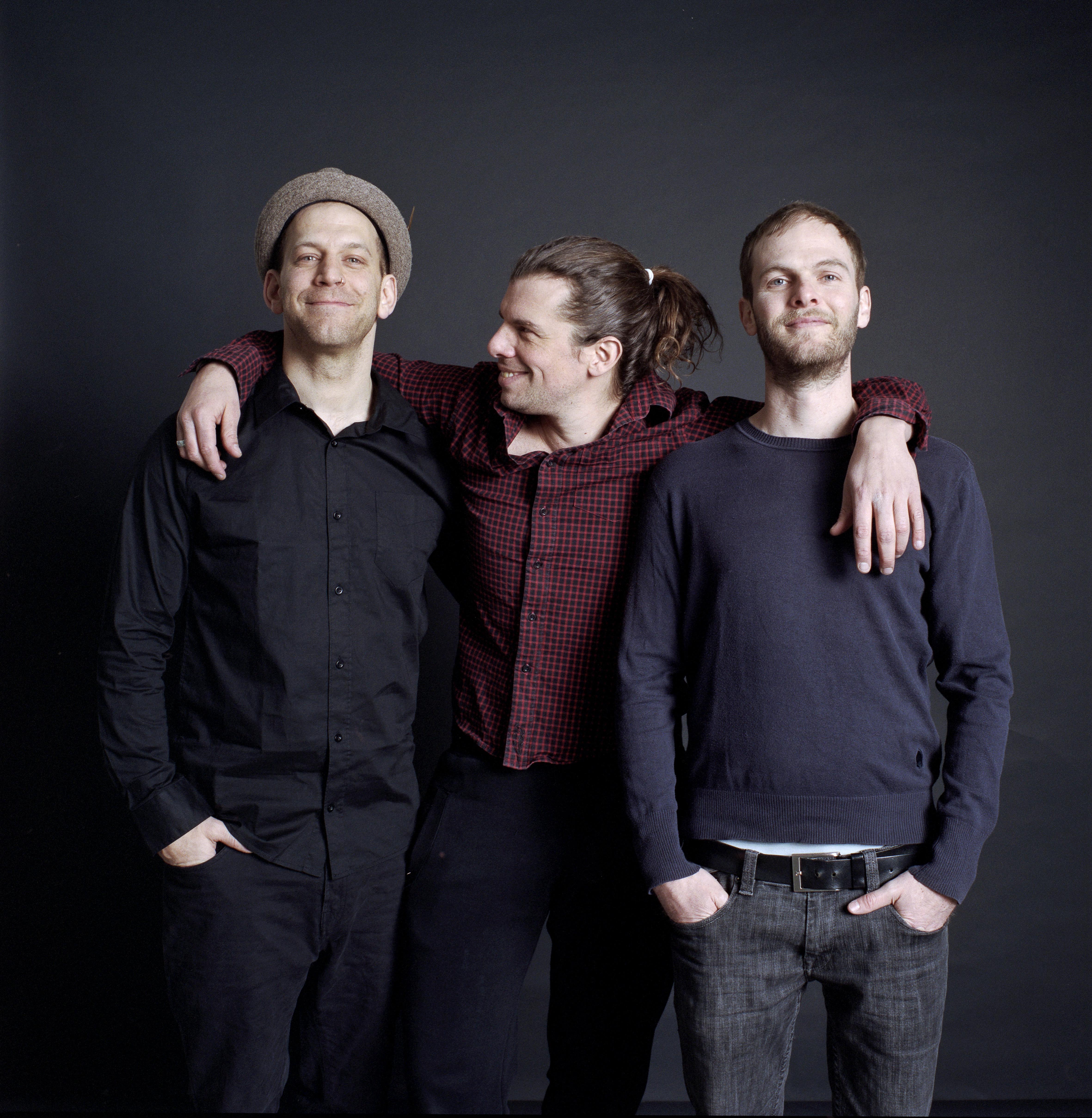 Sportfreunde Stiller • Readymade - Ready Sport Go! Sportfreunde Stiller • Readymade - Ready Sport Go!