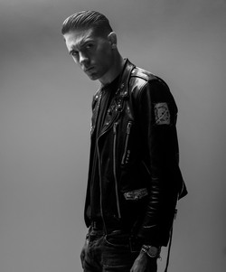 G eazy bobby bruderle waist up facing g bg fix 3 fixed small